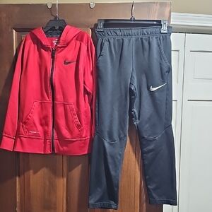 Boys NIKE Dri Fit Zip Hoodie With Matching Pants Size Medium